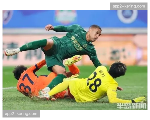 青岛海牛三连败深陷降级区 重攻轻守风格与保级需求相悖